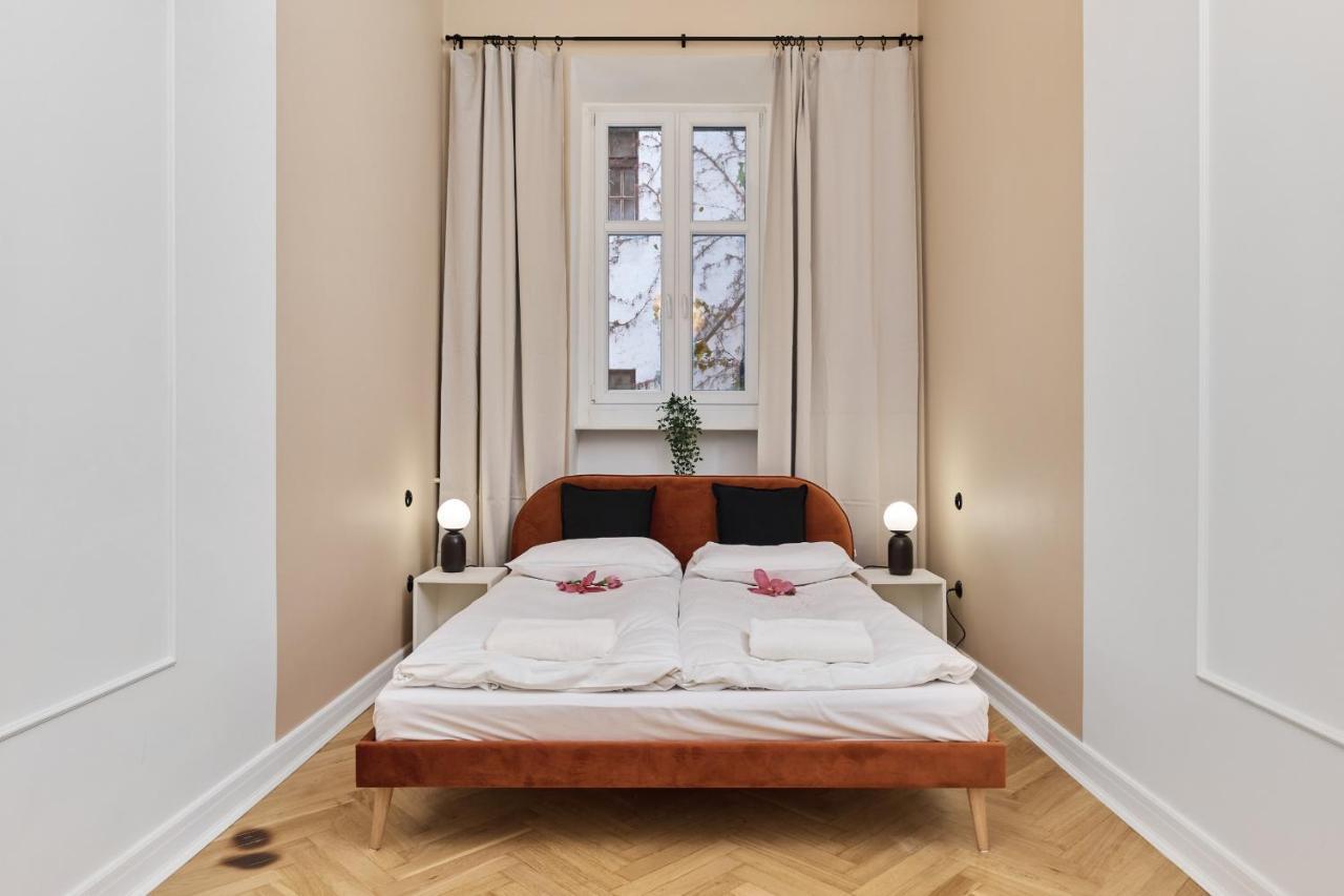 The Market Square Siedmiu Elektorow Apartment By Noclegi Renters Breslávia Exterior foto